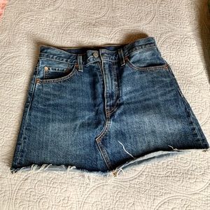 Levis denim skirt